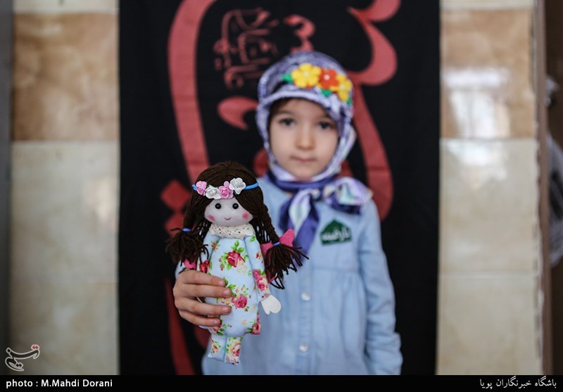 وُداد هدیه ای برای کودکان اربعینی