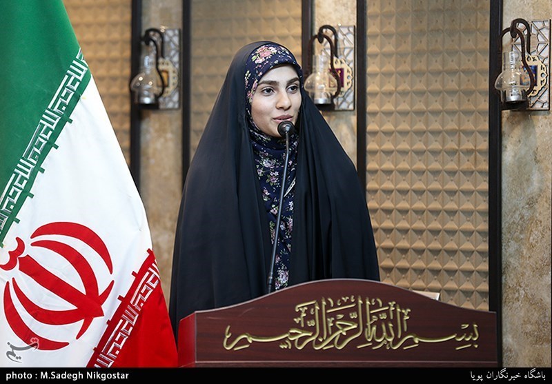فاطمه افشاریان