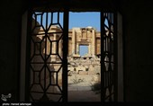 داعش بسیاری از مردم را در داخل آمفی تئاتر تاریخی شهر تدمر که به همراه دیگر محوطه تاریخی این مجموعه قدمتی دو هزار ساله دارد و در فهرست یونسکو قرار دارد، اعدام می کرد.