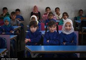 کلاس درس کودکان مدرسه دوره ابتدایی منطقه حسیاء در کشور سوریه