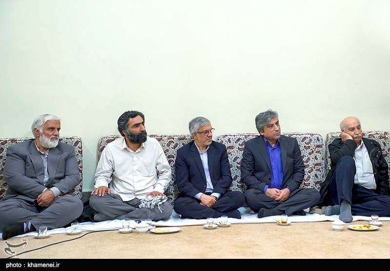 دیدار جمعی از بازیگران، کارگردانان و تهیه‌کنندگان سیما با رهبر معظم انقلاب