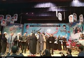 یادواره ‌شهدای کرامت ــ مریوان| خانواده شهدای حادثه تروریستی مریوان تجلیل شدند+تصاویر