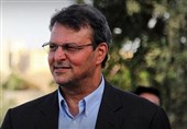 اسدی: احترام سرمربی تیم ملی شکسته شد/ همیشه باید از محصولات داخلی استفاده کنیم!