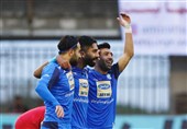 بهتاش فریبا: عیار استقلال مقابل پدیده مشخص می‌شود/ تیم به یک میاندار باتجربه نیاز دارد و جپاروف خیلی به تیم کمک می‌کند
