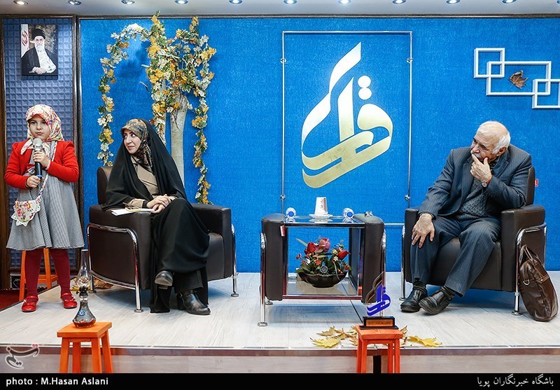 بیست و دومین محفل شعر قرار