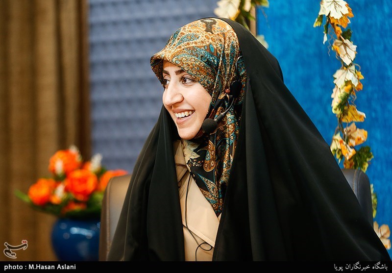 بیست و دومین محفل شعر قرار