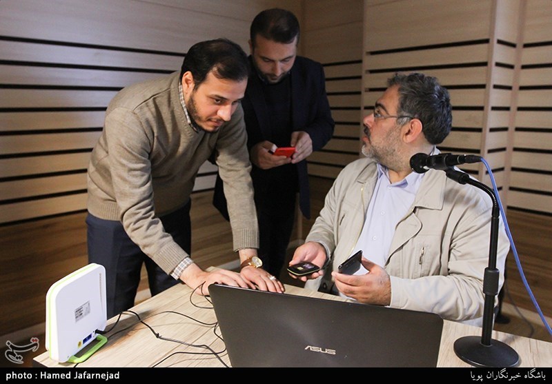 نشست هم اندیشی مدیران آستان قدس رضوی با رابطین مناطق و شهرستان های استان تهران