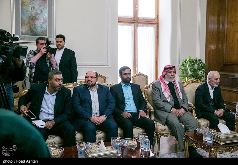 دیدار رئیس هیات پارلمانی فلسطین با وزیر امور خارجه ایران