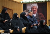 حاشیه‌نگاری خبرنگار تسنیم از مراسم بزرگداشت مرحوم هاشمی رفسنجانی