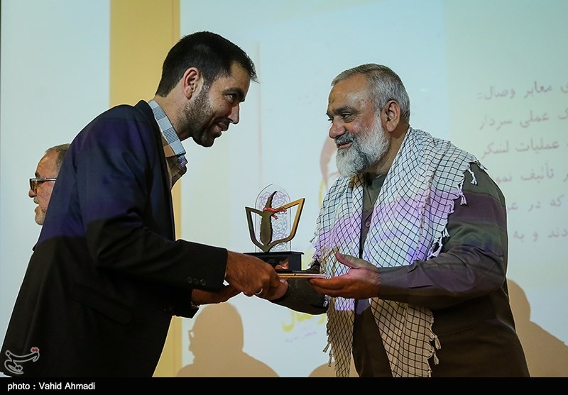 سیزدهمین جشنواره انتخاب کتاب سال پاسداران اهل قلم