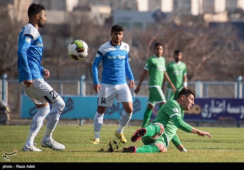 تیم فوتبال پرسپولیس , فوتبال , لیگ برتر فوتبال , تیم فوتبال تراکتور تبریز ,