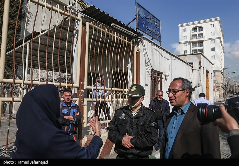 پاکسازی معابر اطراف دانشگاه شریف از معتادان متجاهر