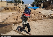 اولین کتابخانه سیار شناور کانون پرورش فکری خوزستان در راستای خدمت‌رسانی به کودکان و نوجوانان روستاهای مجاور تالاب شادگان راه‌اندازی شد.