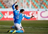 حاشیه بازی پیکان - صنعت نفت آبادان|بارش شدید باران و حضور تارتار/ اعتراض شدید سرجیو به داوری