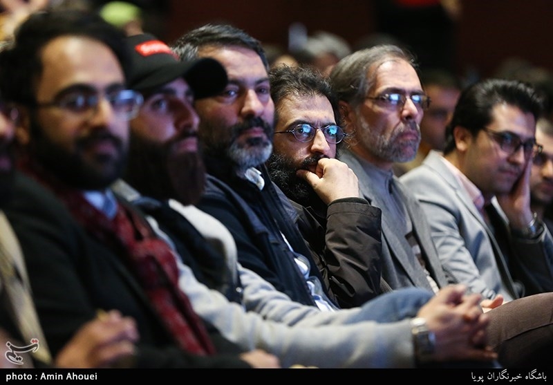 جشن انتشار کتاب اکنون