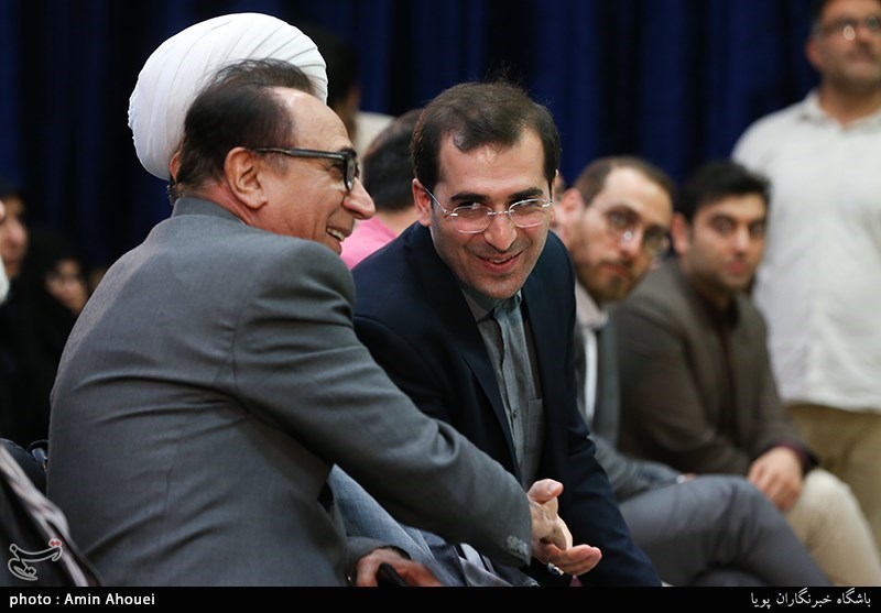 رونمایی از پنجمین مجموعه شعر سیدحمیدرضا برقعی