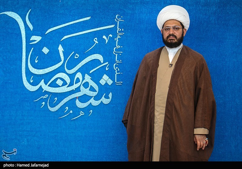 حجت‎الاسلام ناصر خلج کارشناس و سخنران دینی