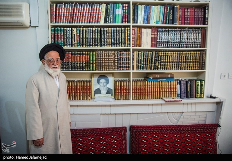 آیت‌الله سیدهاشم حمیدی  شاگرد امام خمینی(ره) و مدرس سطح عالی اخلاق و خارج از فقه