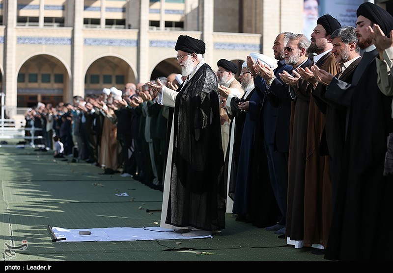 اقامه نماز عید سعید فطر در مصلای امام خمینی (ره)
