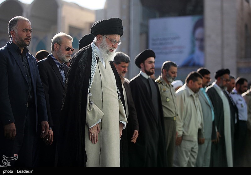 اقامه نماز عید سعید فطر در مصلای امام خمینی (ره)