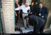 قصیده امیری‌ اسفندقه برای شفیعی‌ کدکنی:« آمدی دکتر شفیعی! مادرم را شاد کردی»
