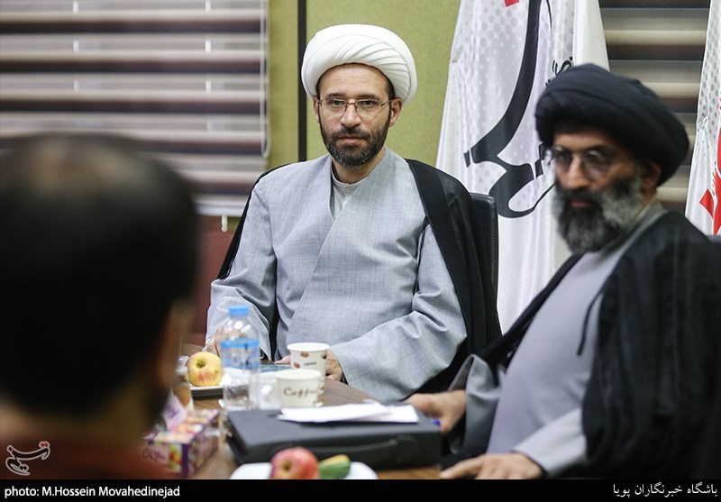 گفتگوباحجج الاسلام سعیدی و موسوی مطلق
