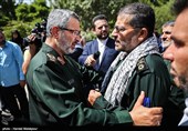 سردار غلامحسین غیب‌پرور رئیس سابق و سردار غلامرضا سلیمانی رئیس جدید سازمان بسیج مستضعفین