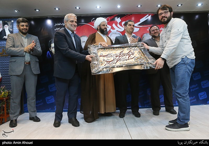 تقدیر از عوامل سریال گاندو در خبرگزاری تسنیم