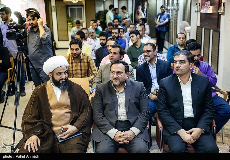 مراسم تقدیر از عوامل سریال گاندو