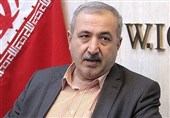 محمودزاده: میانگین سنی کابینه 52 است و "جوان" نیست/ به وزرای کم‌تجربه رای ندهید
