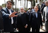 اعضای هیئت دولت در جمع خبرنگاران