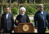 اعضای هیئت دولت در جمع خبرنگاران