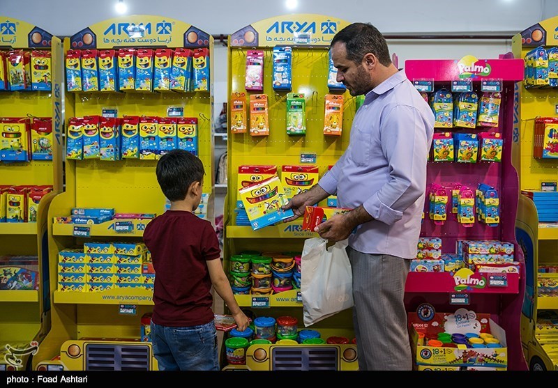 دانش‌آموزان , لوازم‌التحریر , 