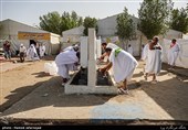 مراسم برائت از مشرکین موسم حج98 در صحرای عرفات با حضور حجاج و زائران ایرانی 