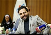 احسان علیخانی از دلیل‌ِ خداحافظی‌اش با «ماه عسل» پرده برداشت