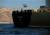 یک نماینده مجلس: تحریم نفتکش "آدریان دریا" از سوی آمریکا نقض قوانین بین‌المللی است