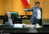 سیدامیرحسین قاضی‌زاده هاشمی و علی لاریجانی رئیس مجلس شورای اسلامی