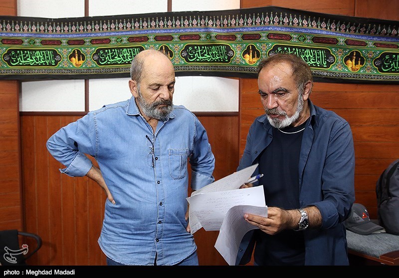 پشت صحنه نمایش رادیویی مهاجرین خاک سرخ