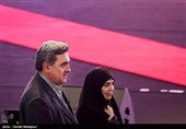 پیروز حناچی شهردار تهران و همسرش در بیست و یکمین جشن خانه سینما