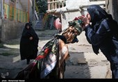 آیین علم بندان روز تاسوعا در روستای زیارت - گرگان