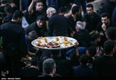 آیین سنتی توزیع نذری در روستای اراضی-اصفهان