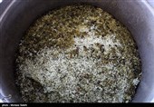 آیین سنتی توزیع نذری در روستای اراضی-اصفهان