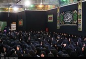 مراسم در حسینیه آقا سید جمال یکی از مکان‌هایی است که زنان قزوینی در 12 روز اول محرم هر صبح در آنجا تجمع کرده و به عزاداری می‌پردازند و این در حالی است که این مراسم از ساعت 6و نیم صبح آغاز شده و با ارائه سخنرانی، مداحی و سینه‌زنی ادامه پیدا می‌کند تا زمانی که صدای اذان به گوش برسد.