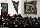 مراسم در حسینیه آقا سید جمال یکی از مکان‌هایی است که زنان قزوینی در 12 روز اول محرم هر صبح در آنجا تجمع کرده و به عزاداری می‌پردازند و این در حالی است که این مراسم از ساعت 6و نیم صبح آغاز شده و با ارائه سخنرانی، مداحی و سینه‌زنی ادامه پیدا می‌کند تا زمانی که صدای اذان به گوش برسد.