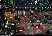 مراسم در حسینیه آقا سید جمال یکی از مکان‌هایی است که زنان قزوینی در 12 روز اول محرم هر صبح در آنجا تجمع کرده و به عزاداری می‌پردازند و این در حالی است که این مراسم از ساعت 6و نیم صبح آغاز شده و با ارائه سخنرانی، مداحی و سینه‌زنی ادامه پیدا می‌کند تا زمانی که صدای اذان به گوش برسد.