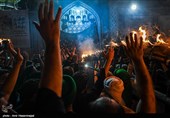 آئین سنتی مشعل گردانی نجفی‌های مقیم قم همه‌ ساله در شب هشتم، نهم و دهم محرم‌الحرام با راه‌اندازی دسته طبال و مشعل گردانی سنتی از مسجد نجفی‌های بازار عرب‌های گذر خان به حرکت در آمده و به سمت حرم مطهر حضرت فاطمه معصومه(س) می‌روند 