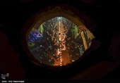 آئین سنتی مشعل گردانی نجفی‌های مقیم قم همه‌ ساله در شب هشتم، نهم و دهم محرم‌الحرام با راه‌اندازی دسته طبال و مشعل گردانی سنتی از مسجد نجفی‌های بازار عرب‌های گذر خان به حرکت در آمده و به سمت حرم مطهر حضرت فاطمه معصومه(س) می‌روند 