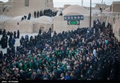  از حدود ۱۲۰ الی ۱۳۰ سال قبل سادات و بزرگان قورتان با توجه به شناخت و علمی که از اهل بیت خصوصاً امام حسین (ع) داشتند این نحوه از عزاداری را بنا نهادند.