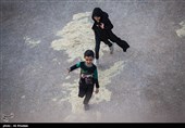  از حدود ۱۲۰ الی ۱۳۰ سال قبل سادات و بزرگان قورتان با توجه به شناخت و علمی که از اهل بیت خصوصاً امام حسین (ع) داشتند این نحوه از عزاداری را بنا نهادند.