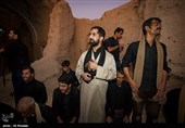  از حدود ۱۲۰ الی ۱۳۰ سال قبل سادات و بزرگان قورتان با توجه به شناخت و علمی که از اهل بیت خصوصاً امام حسین (ع) داشتند این نحوه از عزاداری را بنا نهادند.